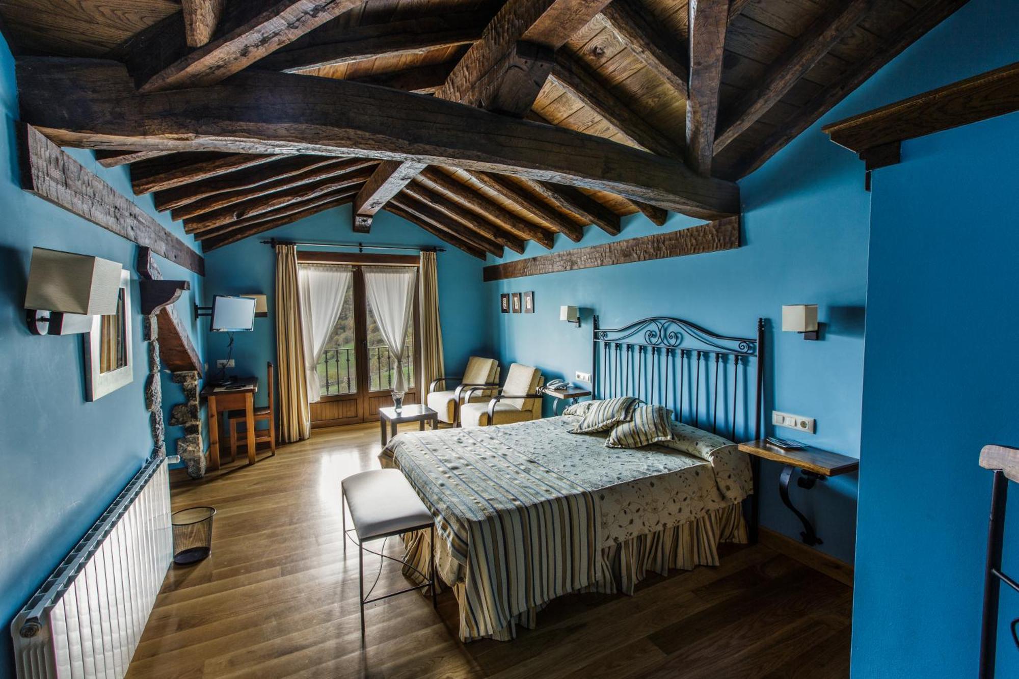 La Posada De Cucayo Dobres Екстер'єр фото